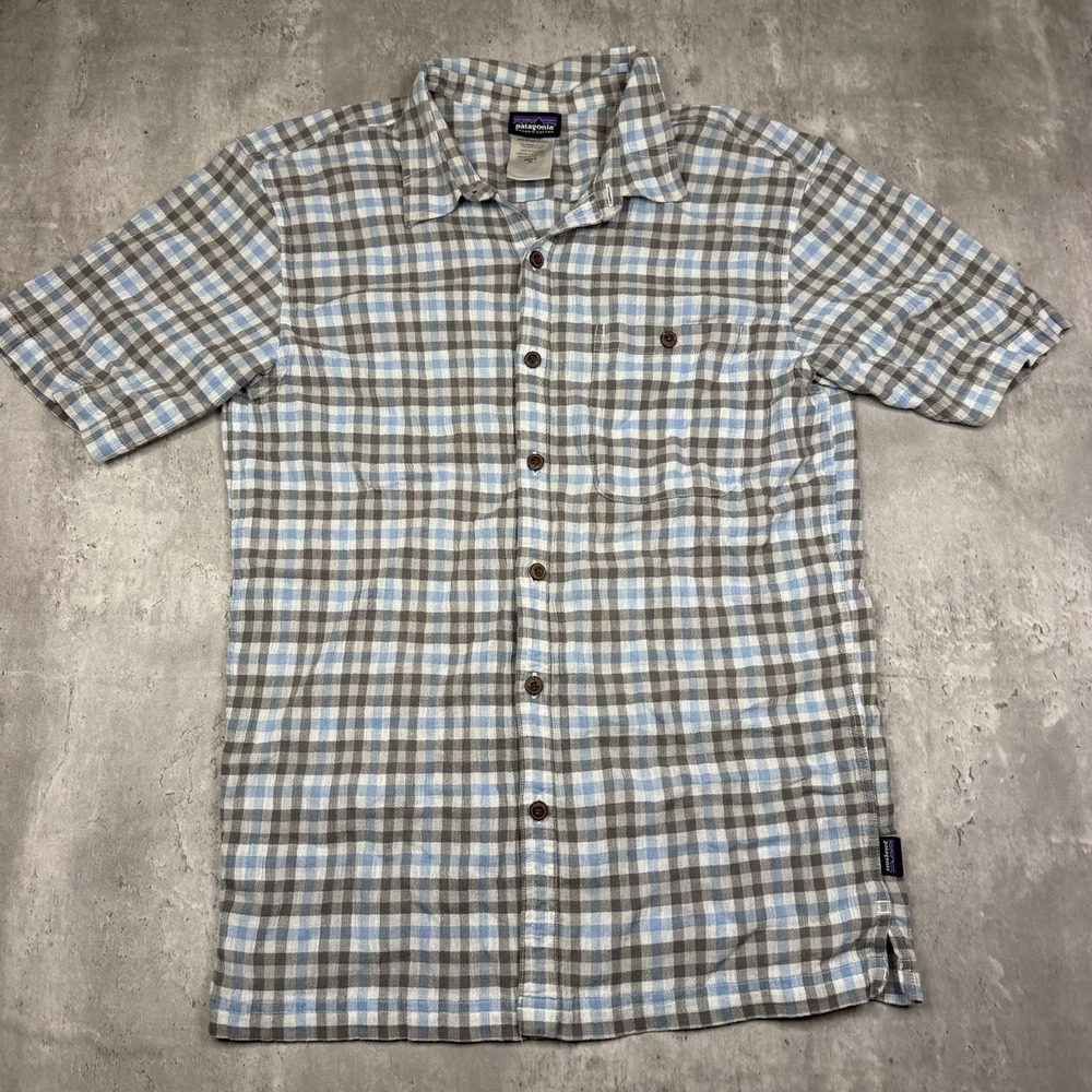 Patagonia Shirt Mens M Plaid Seersucker Button Up Short Sleeve Outdoors Blue